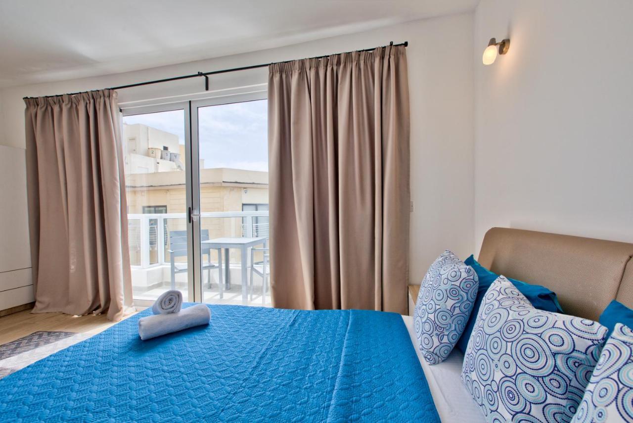 Sliema Duplex Penthouse With Sea Views & Private Terrace By Shortletsmalta Apartment ภายนอก รูปภาพ