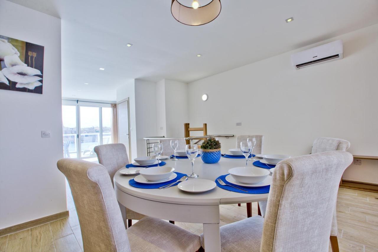 Sliema Duplex Penthouse With Sea Views & Private Terrace By Shortletsmalta Apartment ภายนอก รูปภาพ