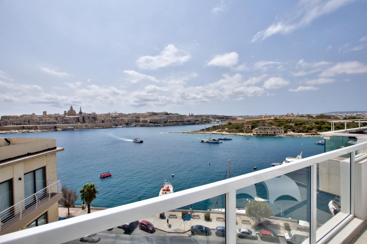 Sliema Duplex Penthouse With Sea Views & Private Terrace By Shortletsmalta Apartment ภายนอก รูปภาพ