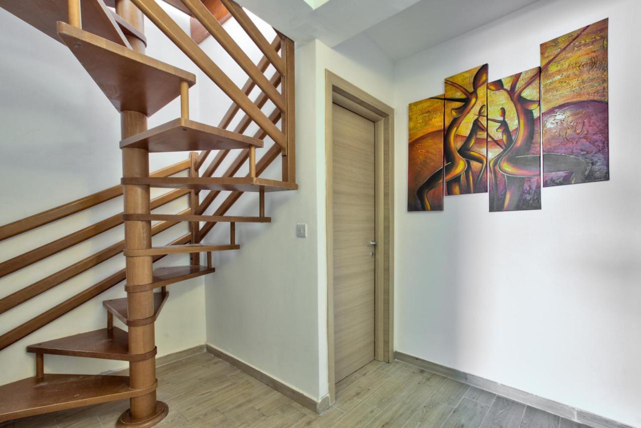 Sliema Duplex Penthouse With Sea Views & Private Terrace By Shortletsmalta Apartment ภายนอก รูปภาพ